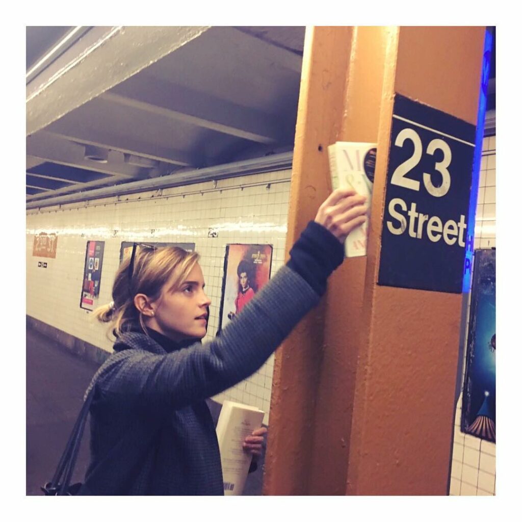 @booksonthesubway @booksontheunderground @oursharedshelf #Mom&Me&Mom...