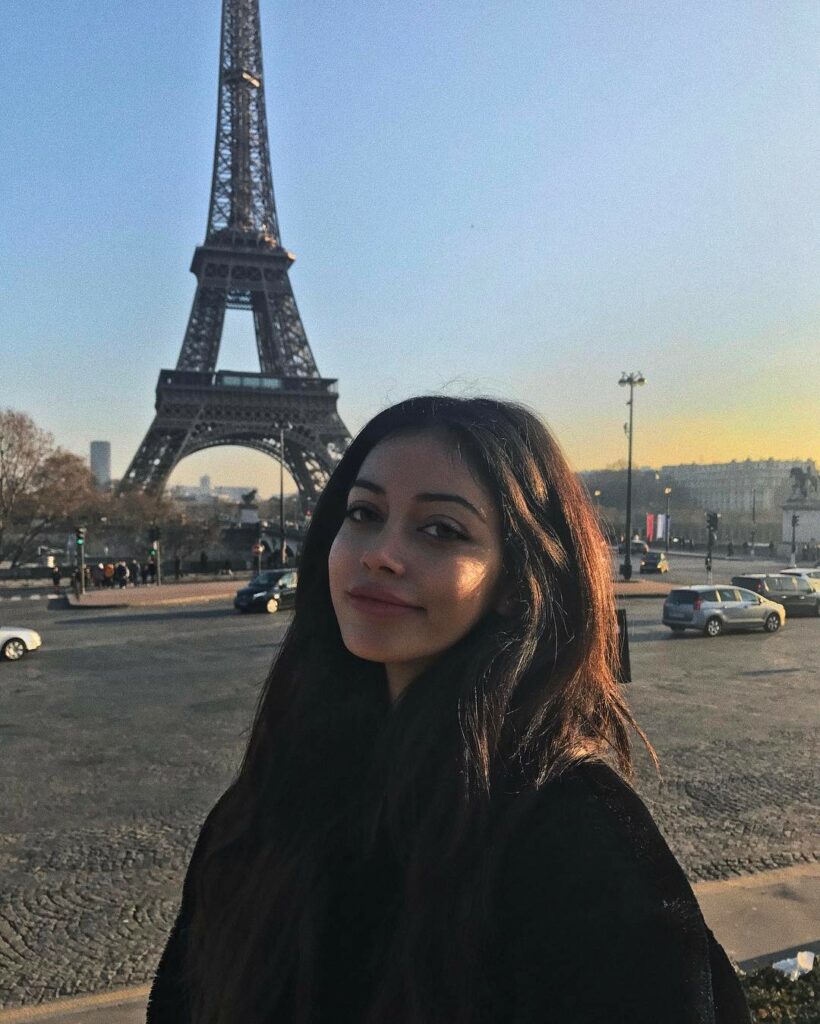 this is the first time I willingly take a tourist pic...