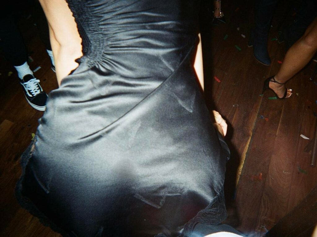 love a good party...