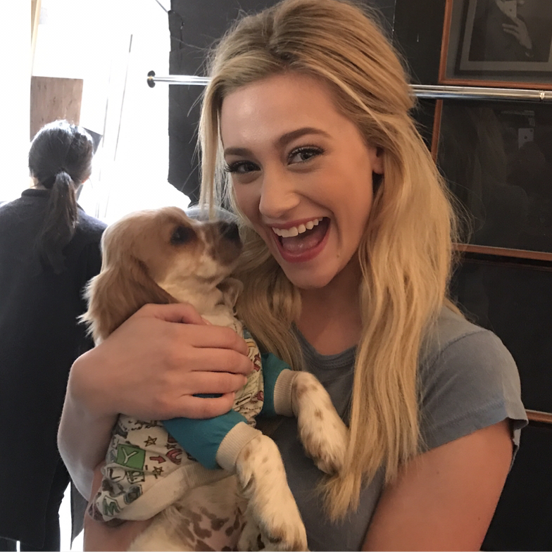 Lili Reinhart LOOK. AT. THIS. DOG.... INBELLA