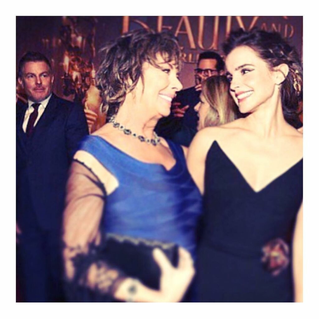 Was an honour sharing the red carpet with the original Belle, Paige O'Hara, at @...