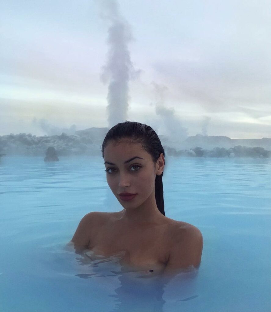 actually so freaking insane!!! Iceland is so beautiful...