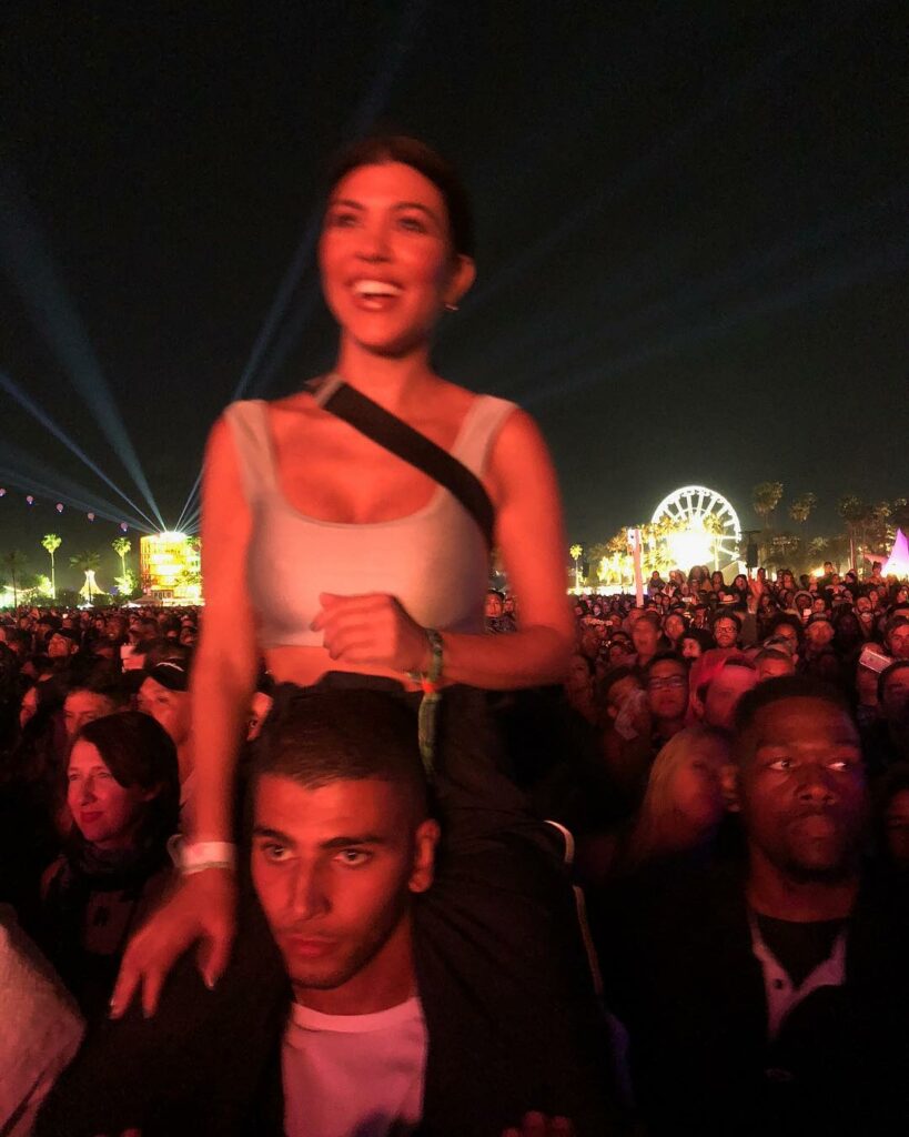 When you’re 5’1” and Beyoncé comes on...