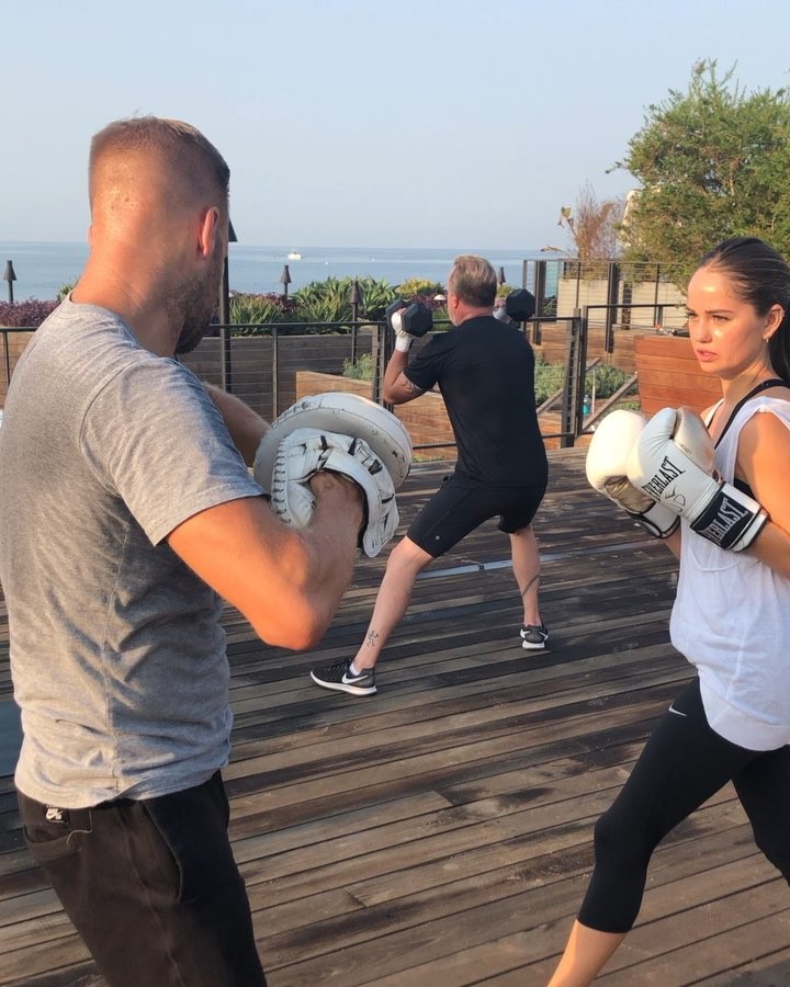 @glennholmesla wanted to teach me new combos and I said no so we got in a fight ...