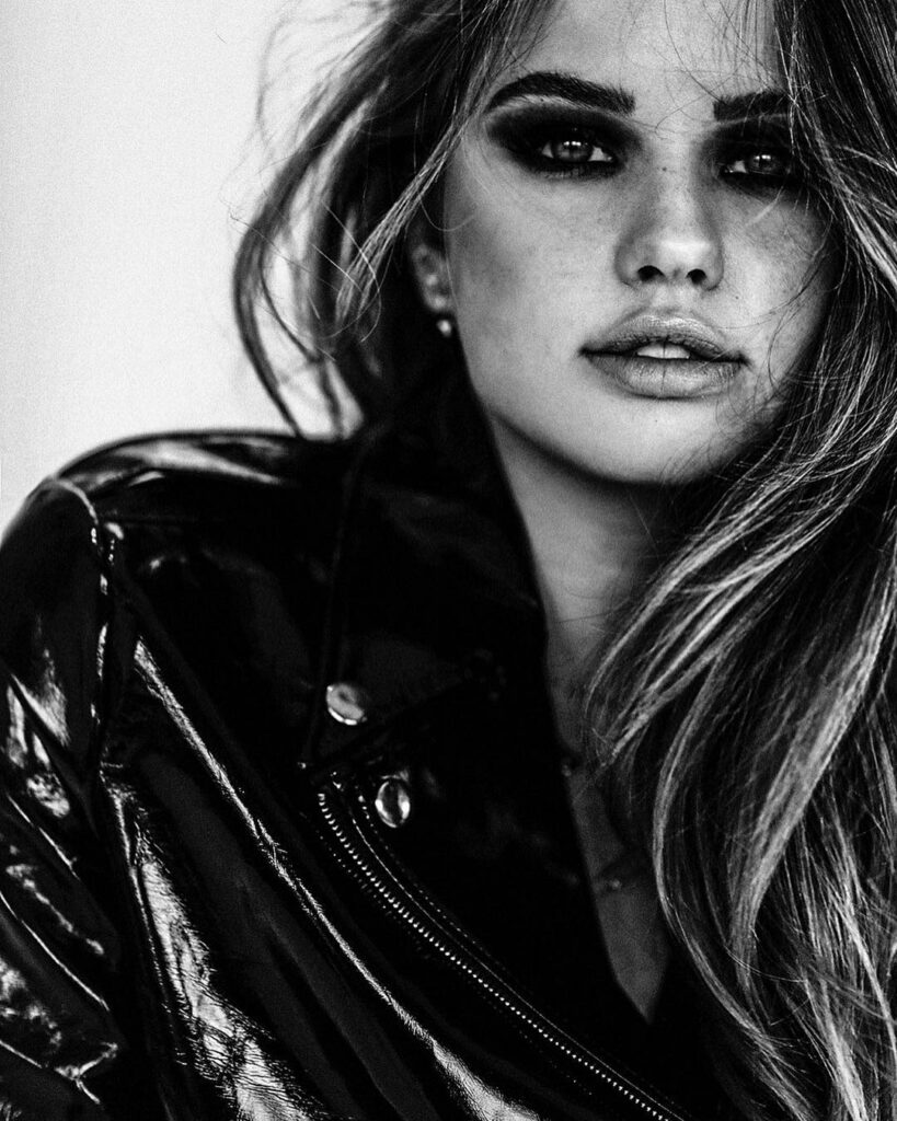 Smoky eye not smoky lungs 2k19 who’s with me  @damon_baker you’re incredible n s...