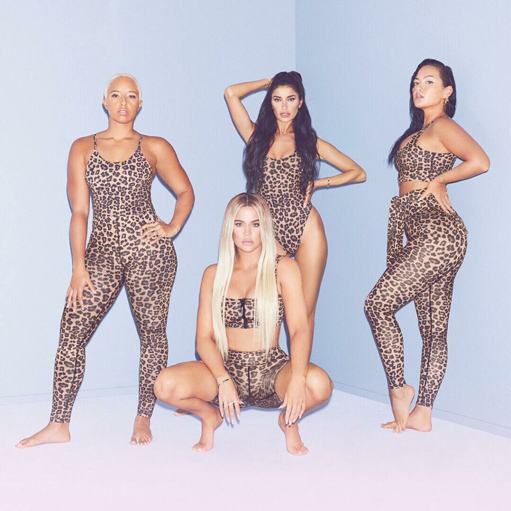 Meow!! As far as I’m concerned, leopard print is neutral  @goodamerican...