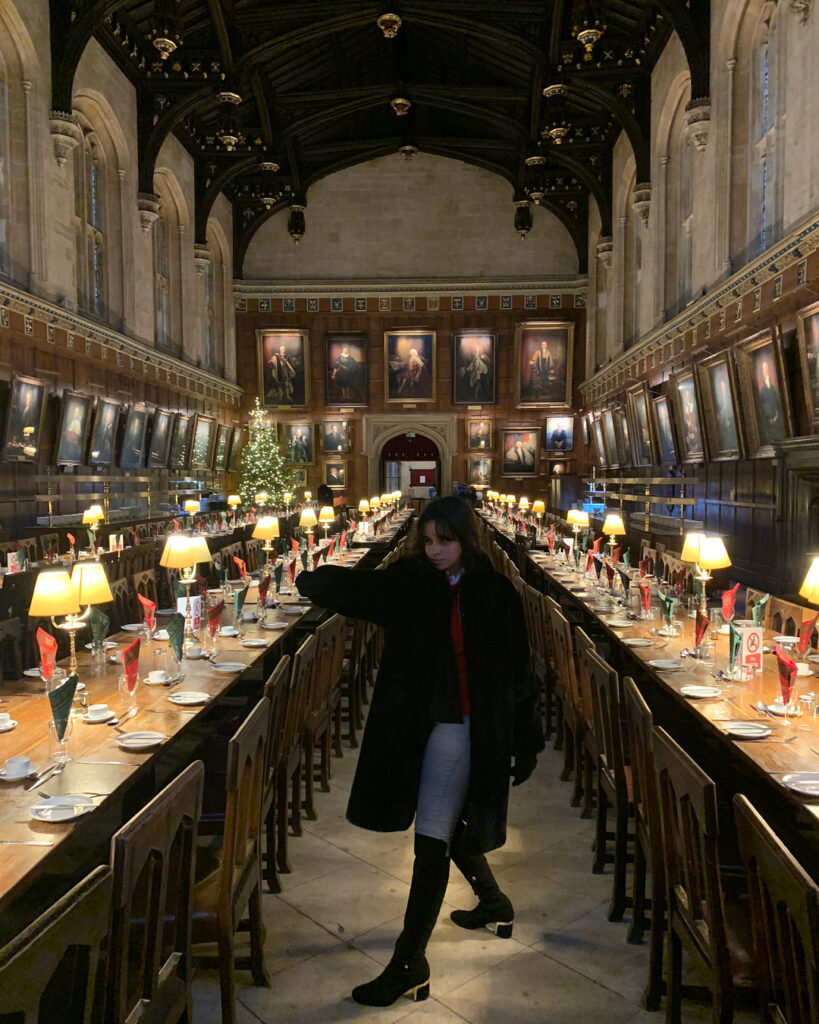 THE ACTUAL HOGWARTS DINING HALL!!!!!!!!!!...