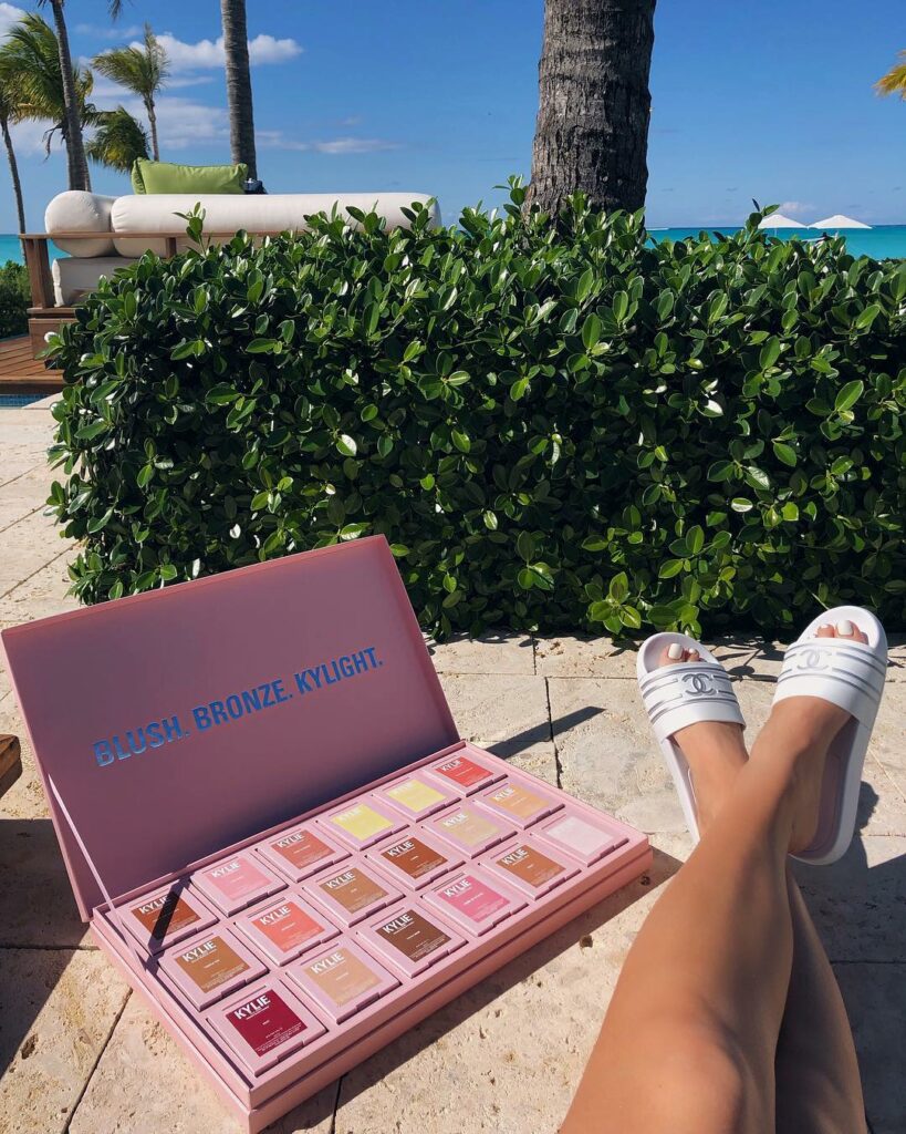 couldn’t forget my new Blushes, Bronzers, and Kylighters on vacation! I’m so exc...