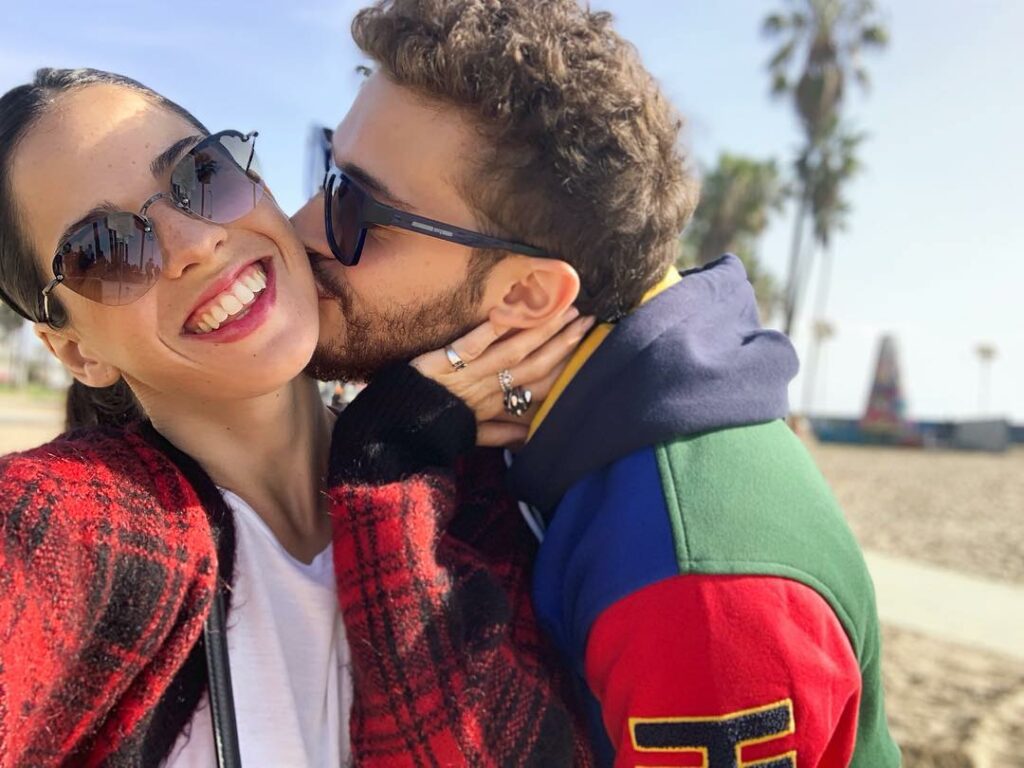 Recorriendo el mundo juntos  @ruggeropasquarelli 
Seguimos conociendo esta marav...