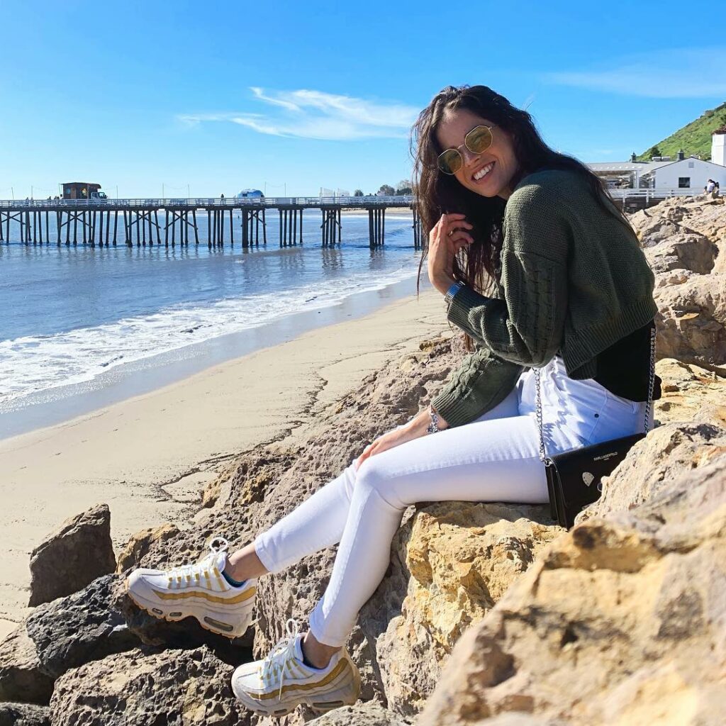 Feliz de conocer estos maravillosos paisajes ! Hoy Malibu!  que lindo lugar ! Me...