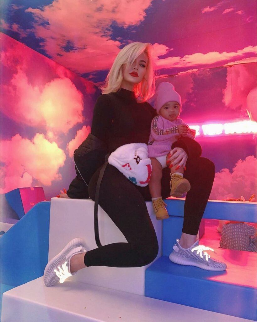 “I’m not a regular mom, I’m a cool mom”  I think True found my posing funny lol ...