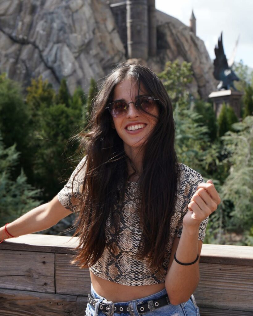 Hoy toco esta tierra que amo  “Harry Potter”  Feliz de recorrer una vez más este...