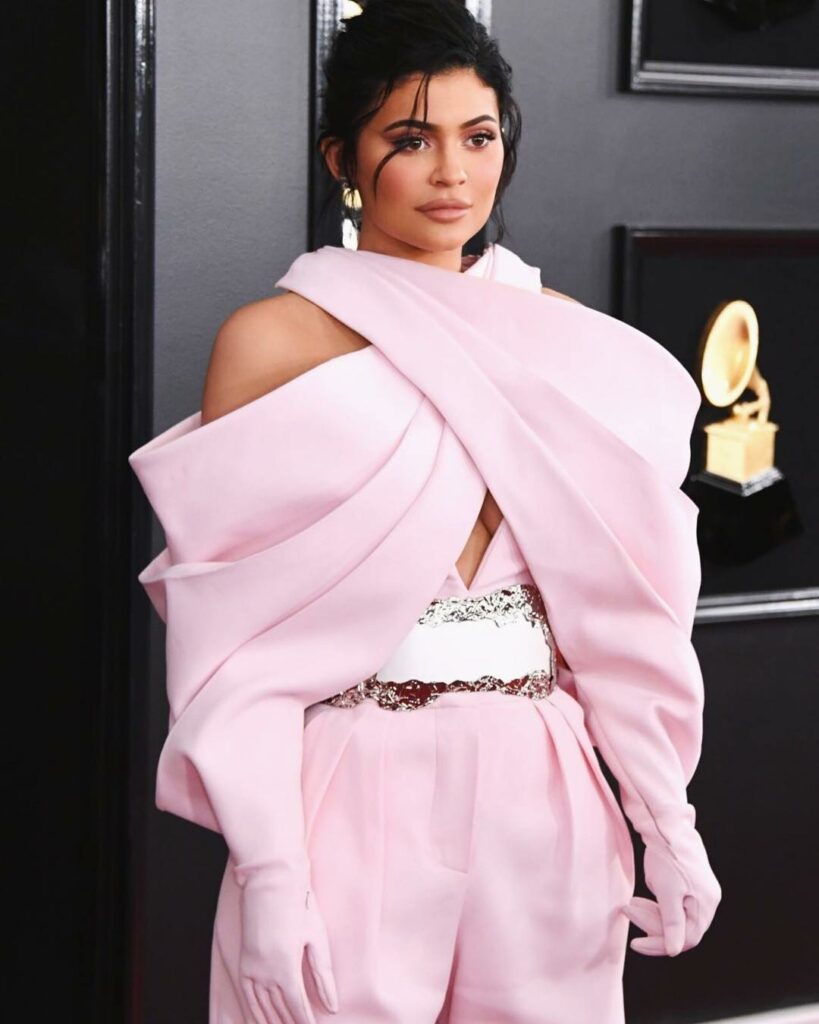 this look is going down as one of my favvvv red carpets! thank you @olivier_rous...