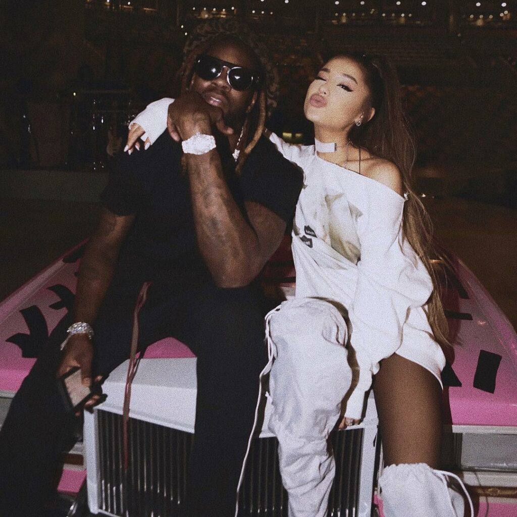 love u @2chainz  thanks for surprising boston w me #ruletheworld ...
