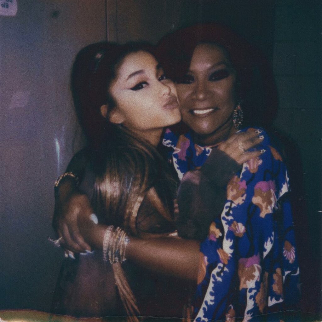 aunt patti came to my show  i love u sooooooooo much ! ...