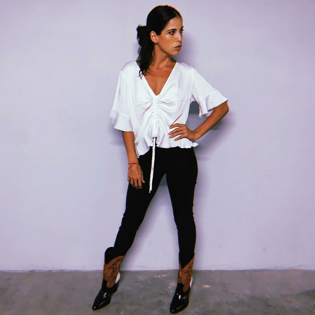 About last night  Noche de teatro  Mi plan Perfecto  @shibinda 
@rickysarkany 
B...