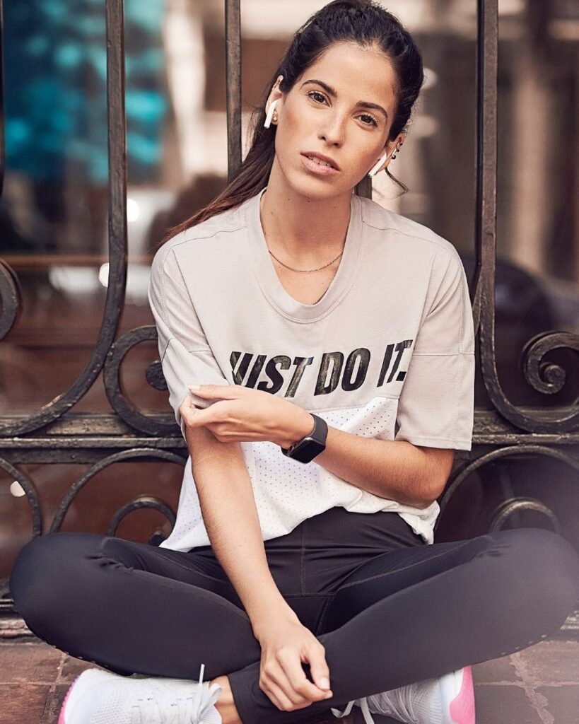 Buen domingo para todos !  Disfruten!!!! Yo arranqué mi día haciendo deporte, y ...