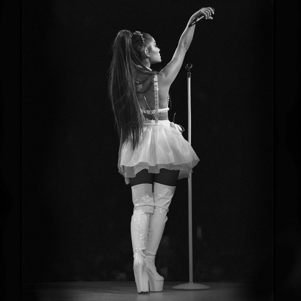 Ariana Grande: love u
thank u for this beautiful ass experience
i fall more in love with this … love u
thank u for this beautiful ass experience
i fall more in love with this ...