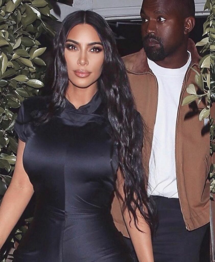 Date Night Glam
Wearing @kkwbeauty Nude lipliner 2, Lipstick Love with Lipgloss ...