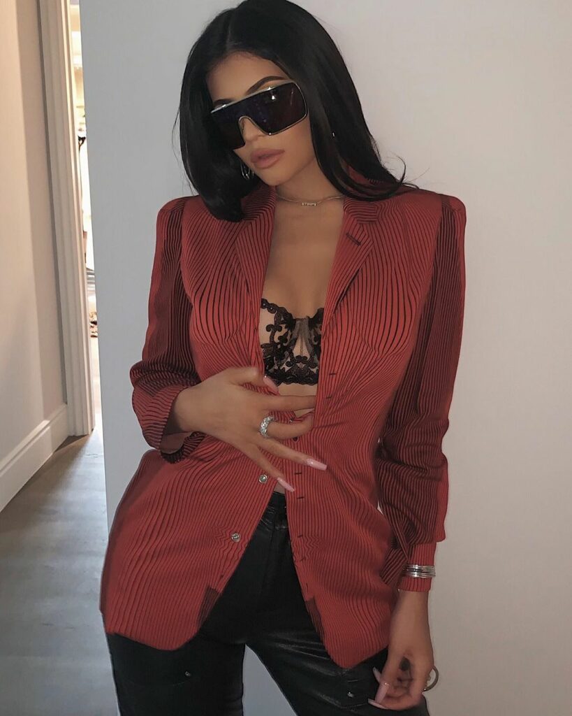 w/ tha vibessss ...