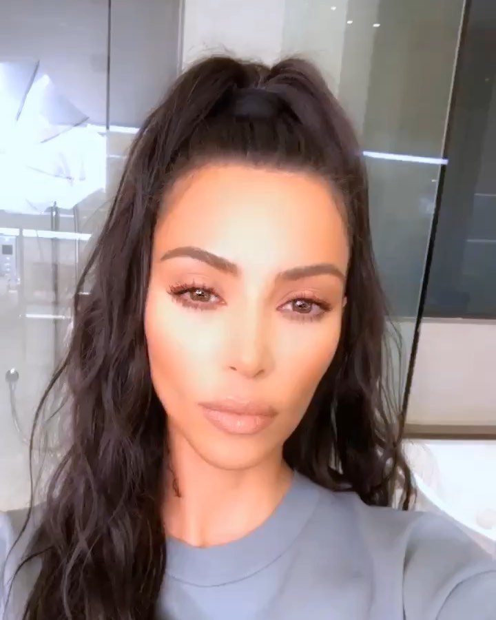 Wearing the pencil eyeliner in RUST from the @kkwbeauty Sooo Fire  Collection dr...