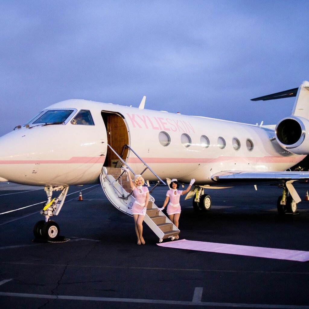 Let the adventures begin!! #KylieSkinSummerTrip ...