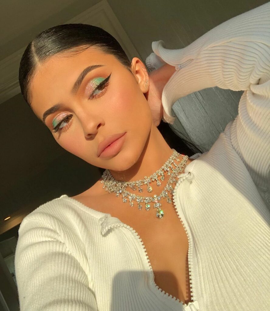 Beach Bum nude lip may be my new go-to  Deep Sea Dreams & Aqua Mama on the eyes ...
