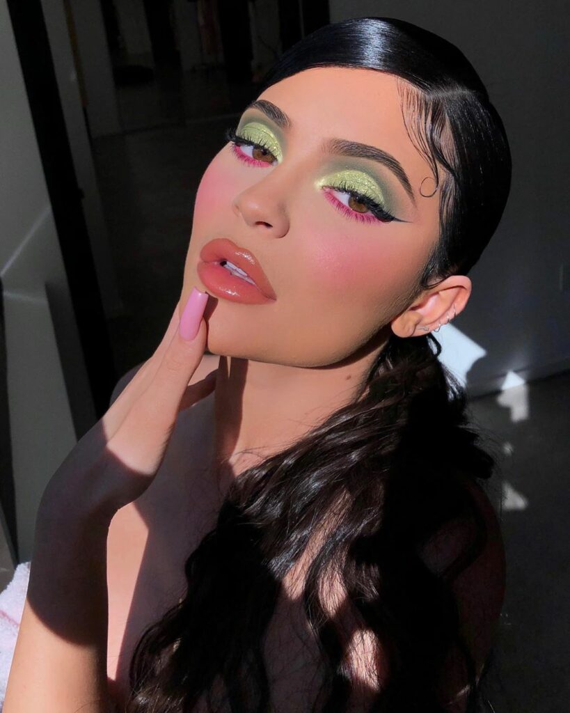Glam by @makeupbyariel using the BIRTHDAY COLLECTION eyeshadow palette, new kyli...