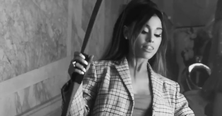 #boyfriend directed by @hannahluxdavis  what’s your favorite part ? behind the s...