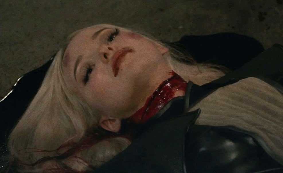 i’m not dressing up this year so here’s a cute throwback...