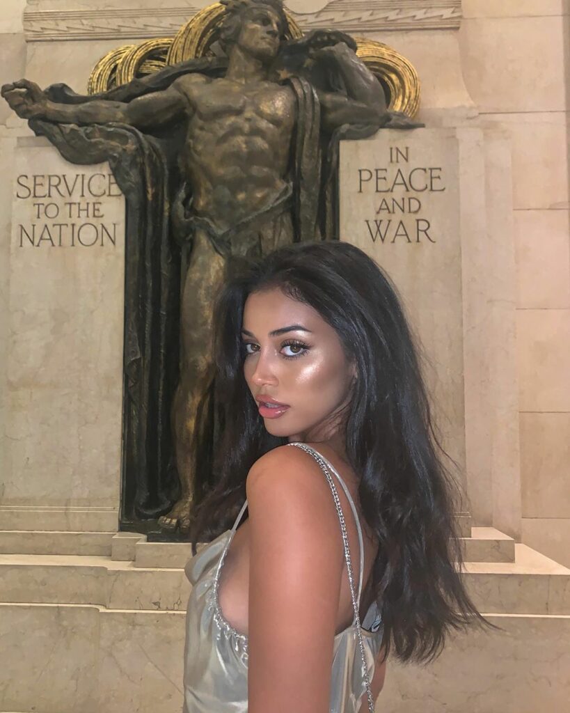 thank u rihanna for my highlight...