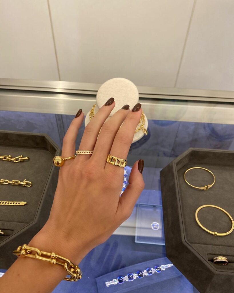 went to @tiffanyandco for the holidays and put together my favorites for my holi...