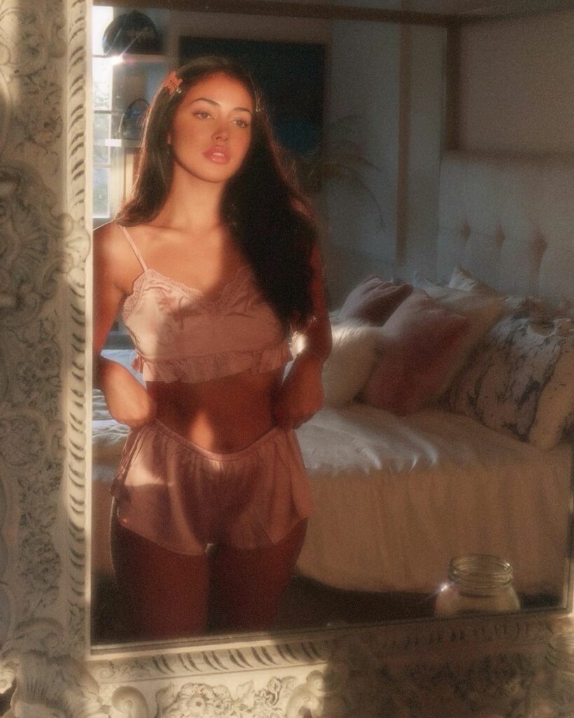 cinnamon girl @revolve...