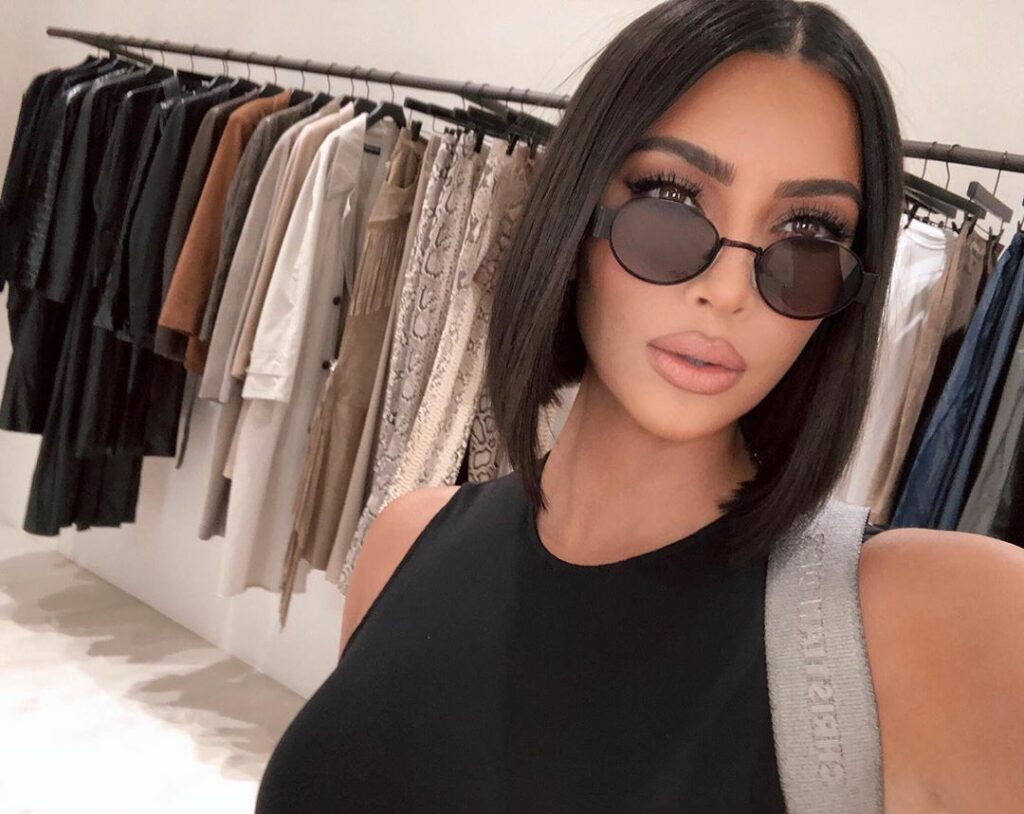 My new go to’s are the @carolinalemkeberlin Indra sunglasses. #CarolinaLemkePart...