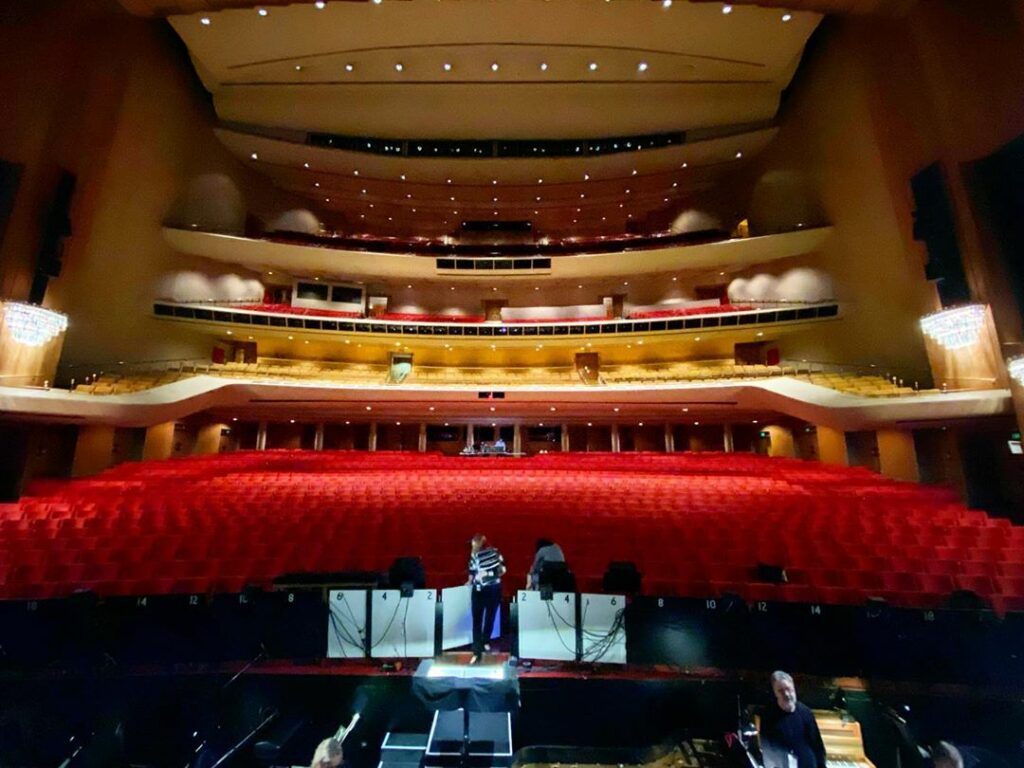 ! !! @laopera let’s gooo...