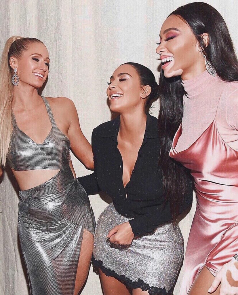 We had so much fun catching up and celebrating the @kkwbeauty X @winnieharlow co...