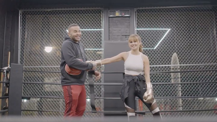 watch my 24 Hours With Vogue (I got ‘em sweaty) — I’ll put the link in the bio f...