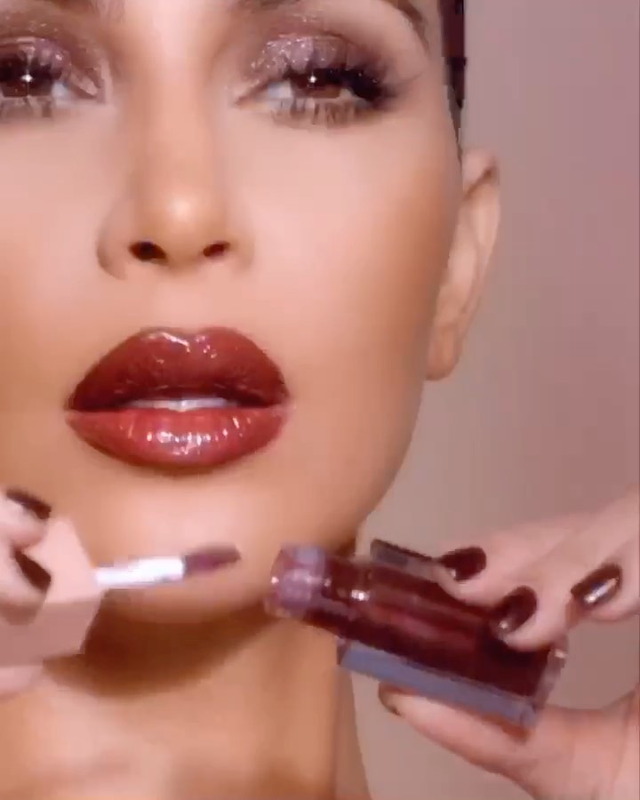 I rarely wear bold colors but I love it when I feel daring so wanted to make som...