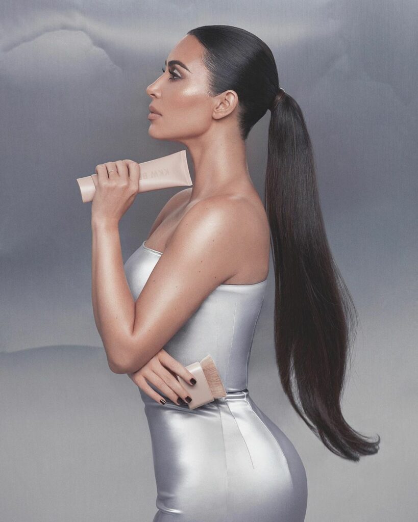 Kim Kardashian: Introducing the new limited-edition @kkwbeauty Skin Perfecting Body Shimmer in R… Introducing the new limited-edition @kkwbeauty Skin Perfecting Body Shimmer in R...