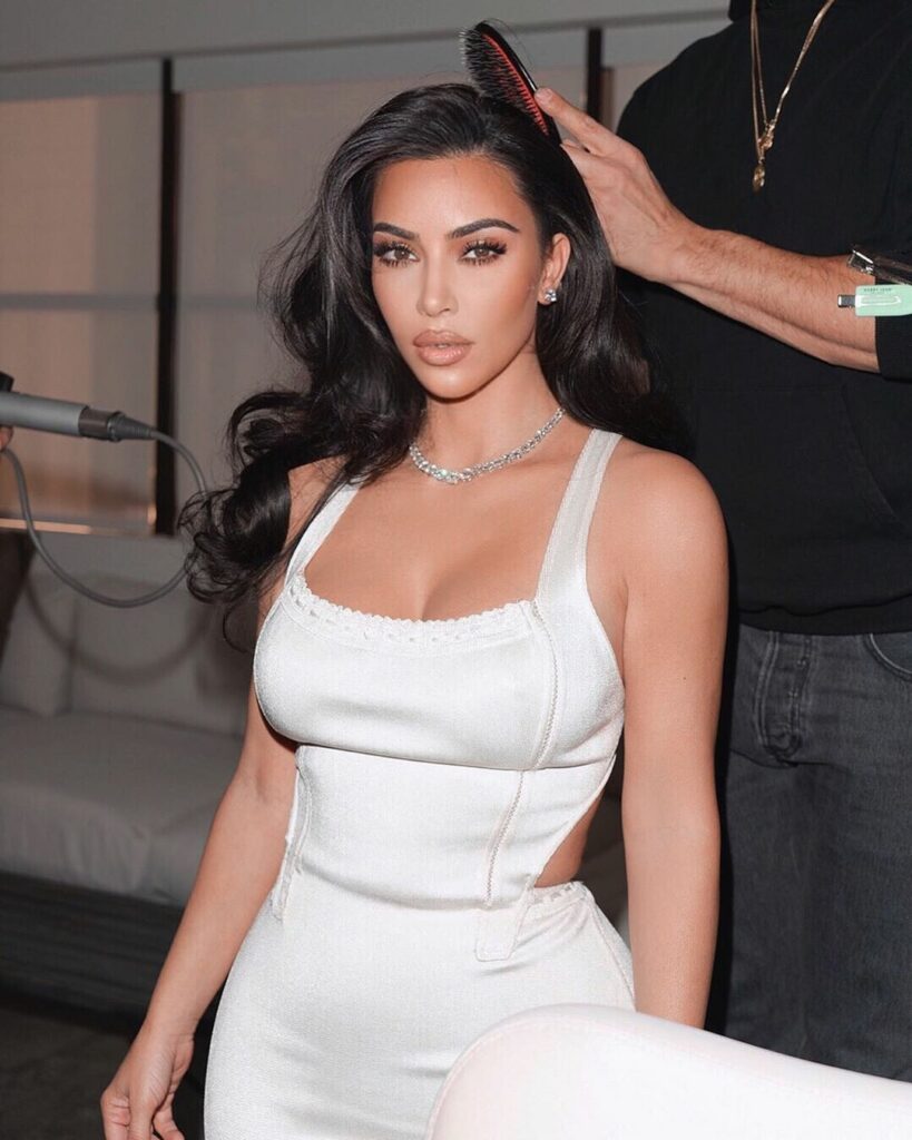 Feeling glam tonight!...