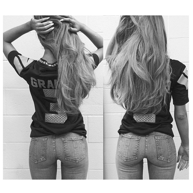 grande yet she so petite ...