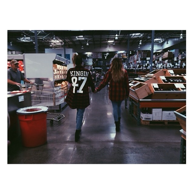 ridin dirty w my main in costco...