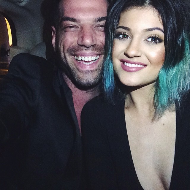 my date tonight. This smiling thing is weird. @robscheppy...