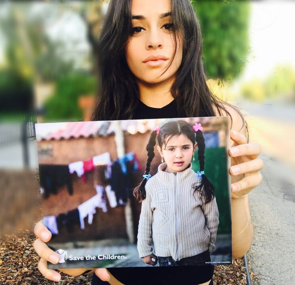 GUYS!! how cute is Lara? she's a 5-year-old Syrian girl from Al-Ghouta in Damasc...