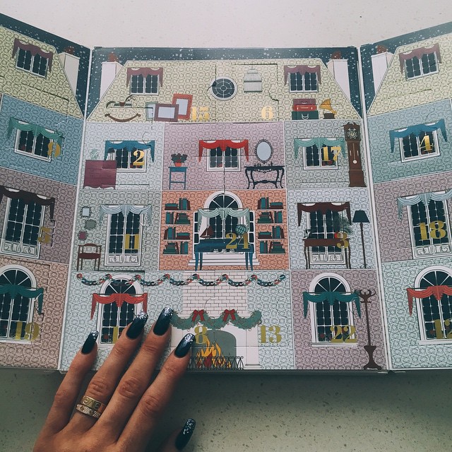 Already obsessed with my @ciatelondon #minimanimanor from @sephora - nail polish...