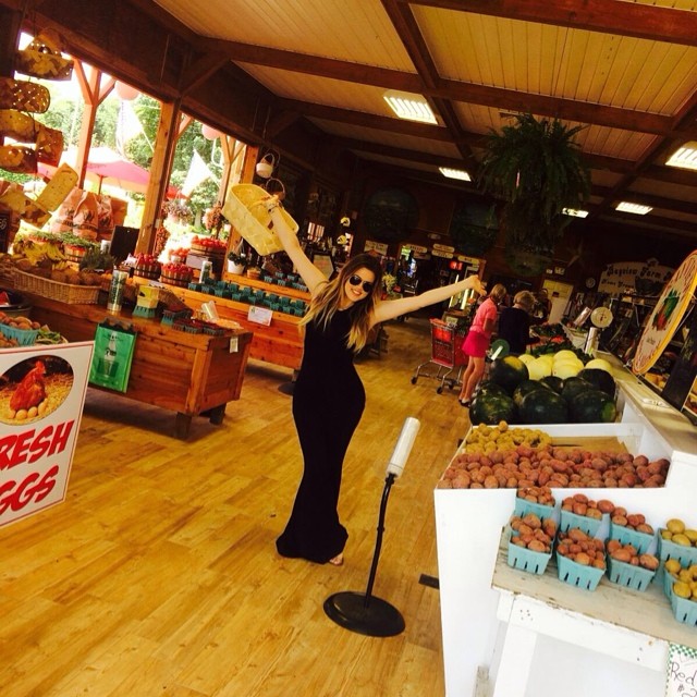 Farm stand hopping with Lord Disick #Hamptons...