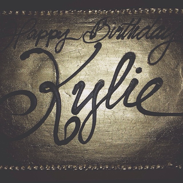 thank u everyone & T for the cake & JB for singing happy bday to me. I love u gu...