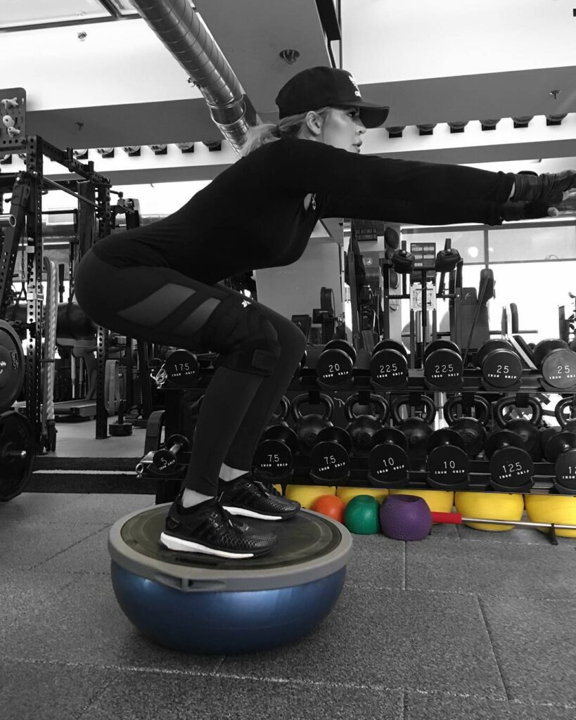 Filmed another Khlo-Fit with @gunnarfitness this morning  Static squat on a bosu...