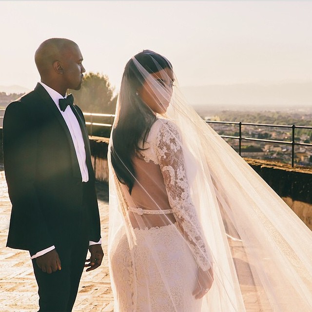 Tune in now for the KUWTK finale! Mr and Mrs West get married!!!! #Italy #kuwtk ...