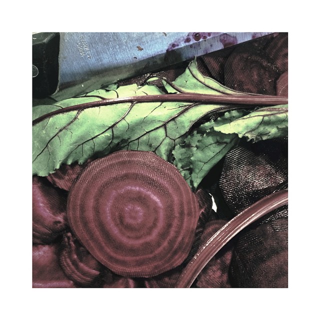 thanksgiving eve || cutting some sick new beets...